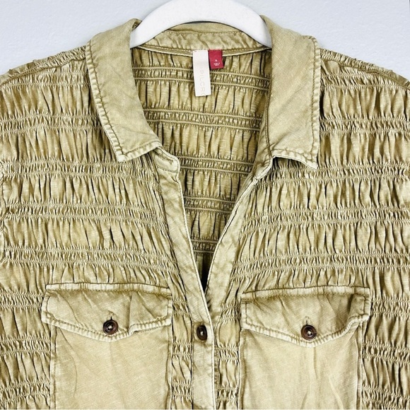 Anthropologie Pilcro Smocked Pleated Buttondown Shacket Shirt in Beige - Picture 4 of 6